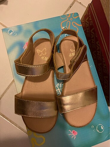 27 Beden H&M sandalet