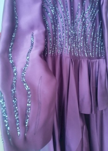 Uzun Kollu Mor İşlemeli Abiye Elbise - Görsel 2