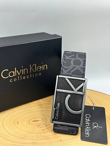 Calvin Klein kemer