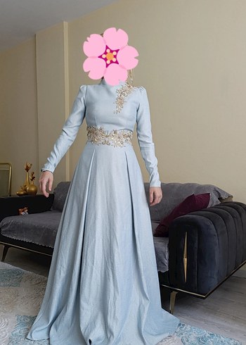 Mavi Nakışlı Uzun Kollu Abiye Elbise