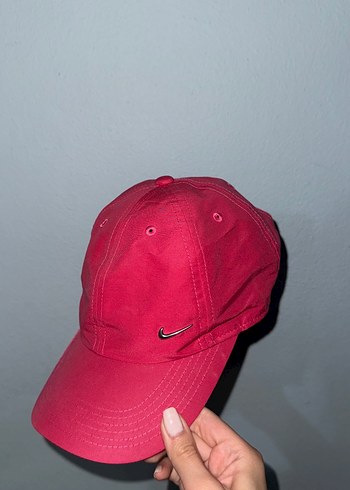Nike Fusya Sapka