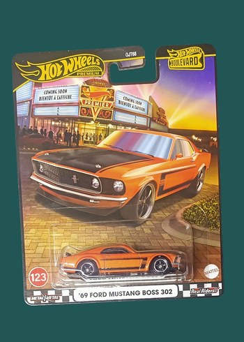 Hot Wheels premium Ford Mustang Boss sıfır kutulu