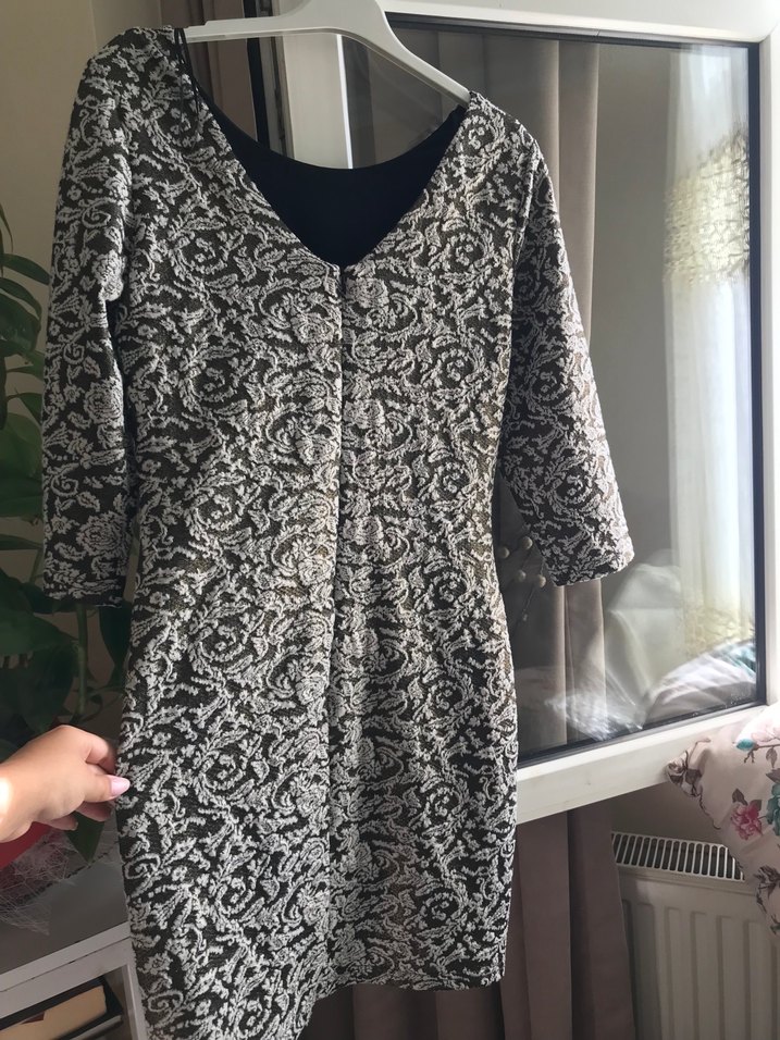 Dantel Detaylı Gri Midi Desenli Elbise - Görsel 2