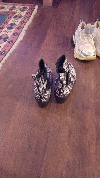 37,5 Beden Leopar rahat bot 
