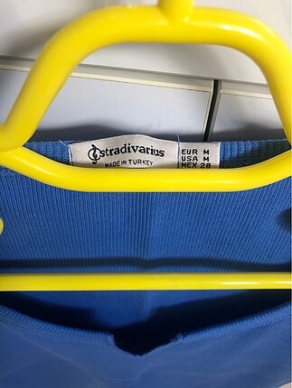 m Beden Stradivarius mavi üst