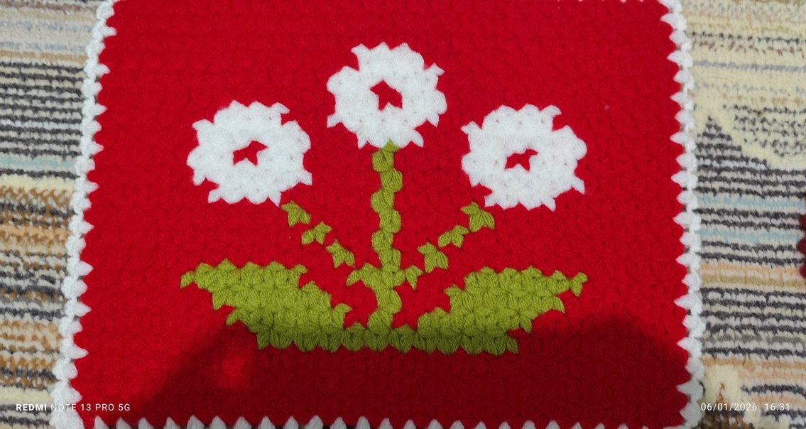 Kırmızı Çiçek Desenli Banyo lifi - Görsel 2