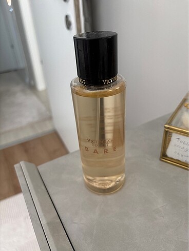 Victoria secret bare vücut spreyi