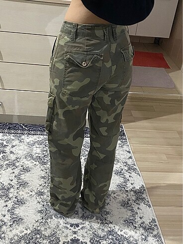 Bershka kargo pantolon