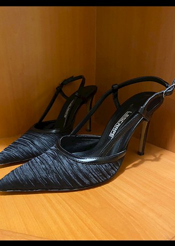 Zebra Desenli Siyah Stiletto Topuklu Kadın Ayakkabı - Görsel 2