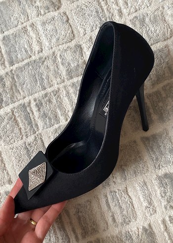 Şık topuklu ayakkabı - Görsel 3