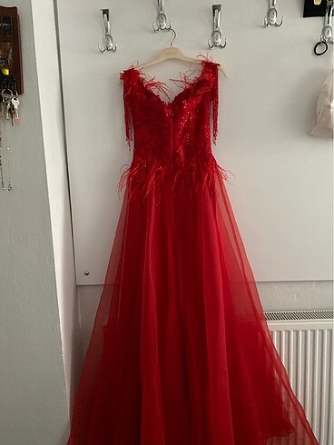 Kırmızı kına elbisesi - Ömür Inn