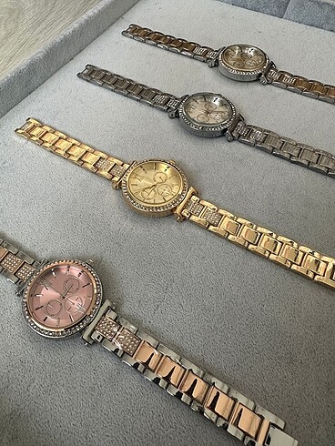  Beden çeşitli Renk Çok Satan Mıchael Kors model Saat