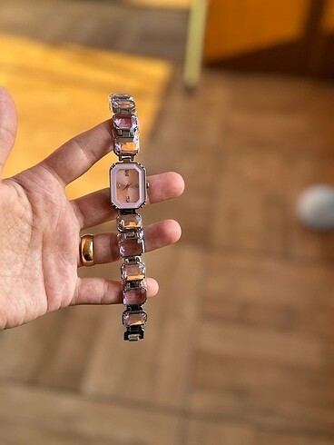 Pembe Swarovski Kadın Saat