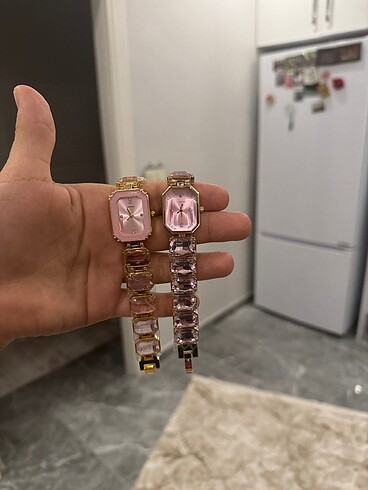 Pembe Swarovski Modeli Saat