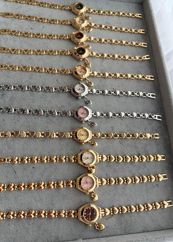 Kalp Detaylı Vintage Kadın Saatleri - Görsel 3