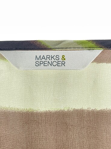 48 Beden çeşitli Renk Marks & Spencer Bluz %70 İndirimli.