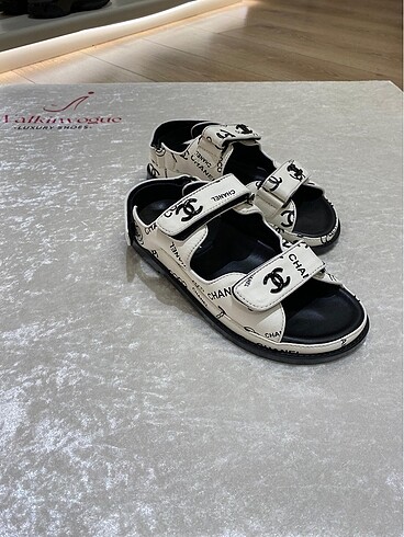 38 Beden Chanel sandalet