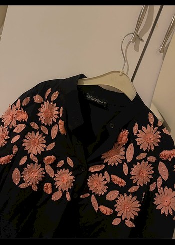 Nakışlı Siyah V Yaka Mini Gömlek - Görsel 2