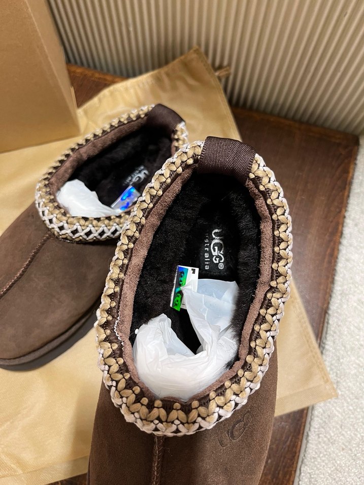 UGG Kadın Kahverengi Kürklü Dolgu Topuk Terlik - Görsel 3