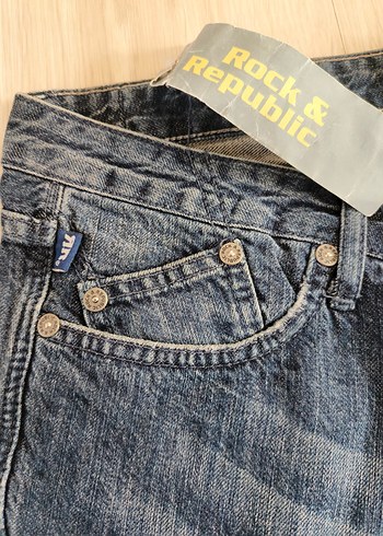 Nakışlı Zincir Detaylı Kadın Midi Kot Pantolon Victoria orjinal - Görsel 3