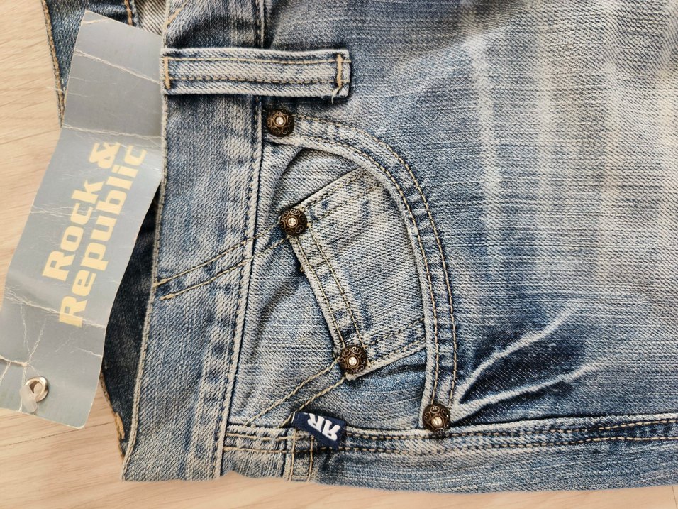 Nakışlı, düğmeli, bol kesim vintage kot pantolon Victoria - Görsel 2