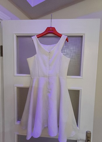 Beyaz Mini Straplez - Görsel 2