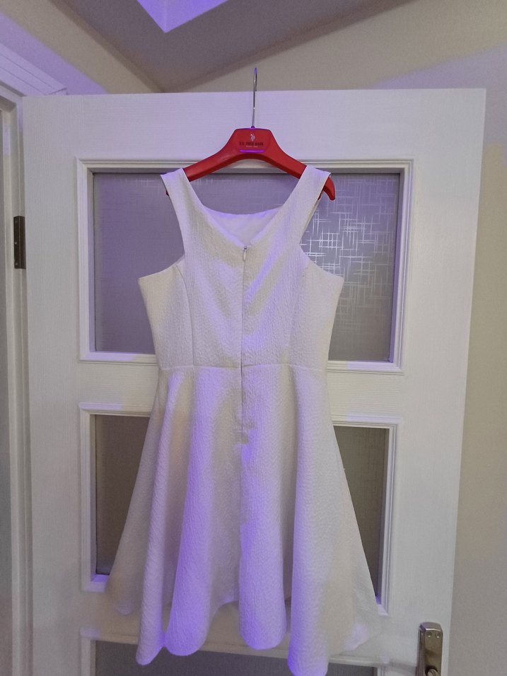 Beyaz Mini Straplez - Görsel 2