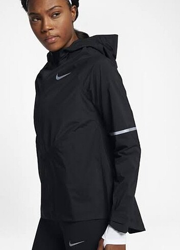 Nike Koşu Yağmurluk