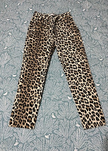 Kahverengi Leopar Desenli Kadın Kumaş Pantolon - Görsel 2