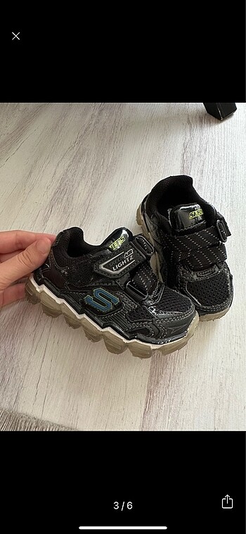 21 Beden Skechers bebek spor ayakkabı
