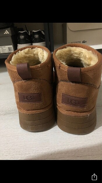 Ugg Ugg bot