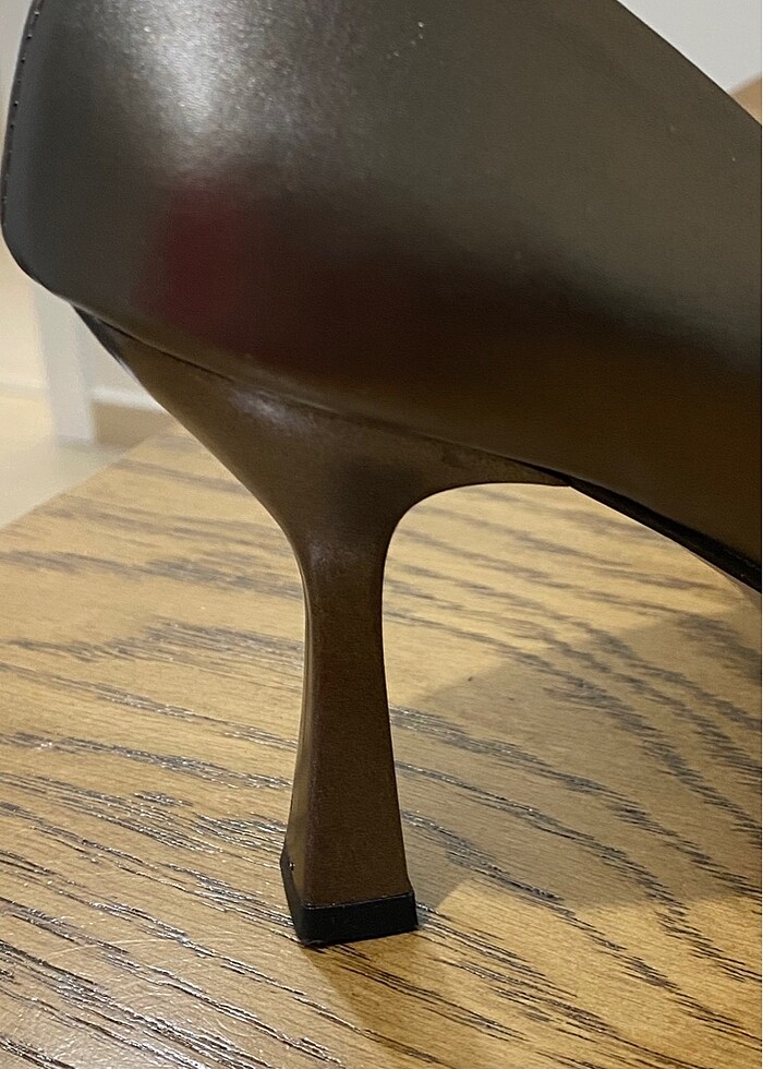 TOPUKLU AYAKKABI - Görsel 3