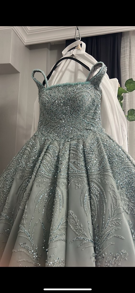 Parlak su yeşili askılı Prenses Nişanlık - Görsel 4