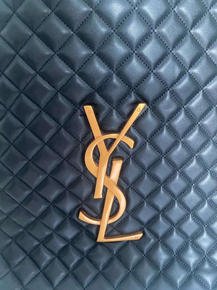 Siyah Parlak Deri Kadın Çanta - Görsel 2