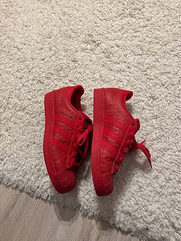 39,5 Beden Adidas Ayakkabı