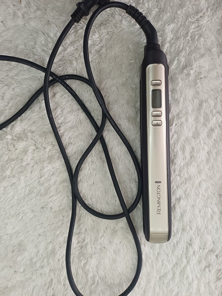 Bej Remington Dijital Ekranlı Saç Düzleştirici - Görsel 5