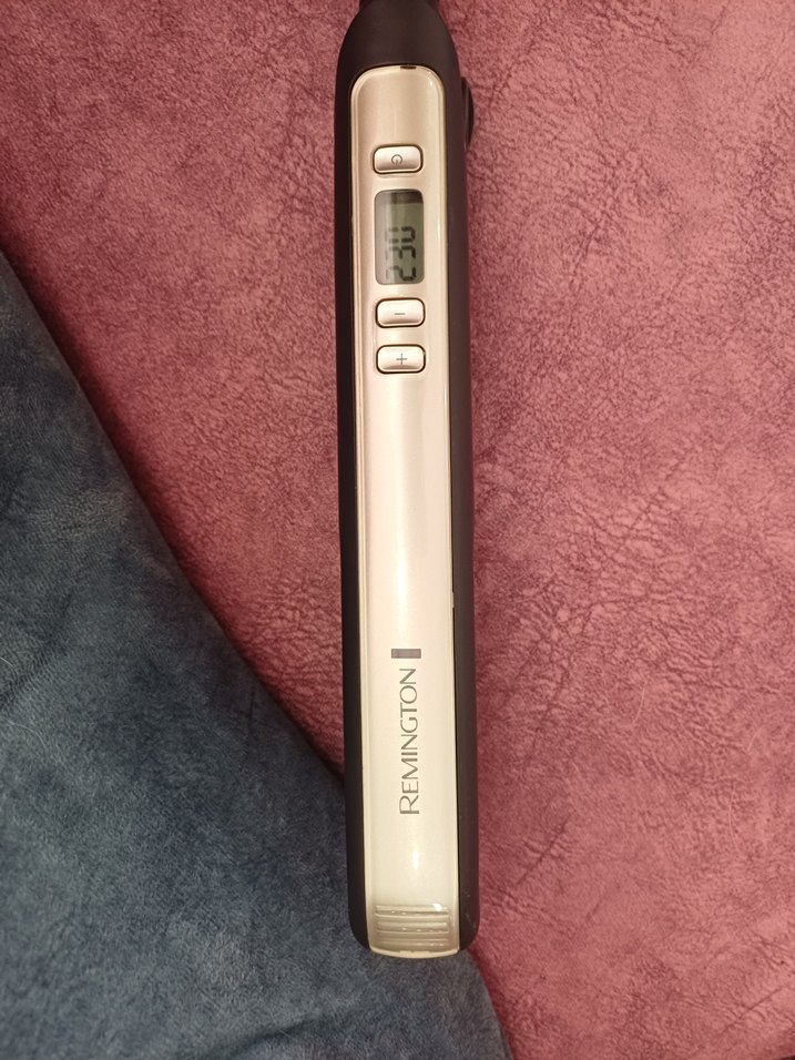 Bej Remington Dijital Ekranlı Saç Düzleştirici - Görsel 2