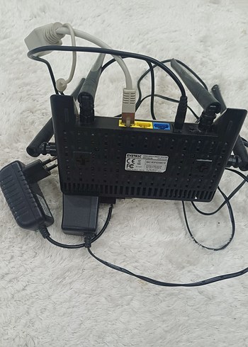 EVEREST Beyaz ve Gri Power Bank - Görsel 4