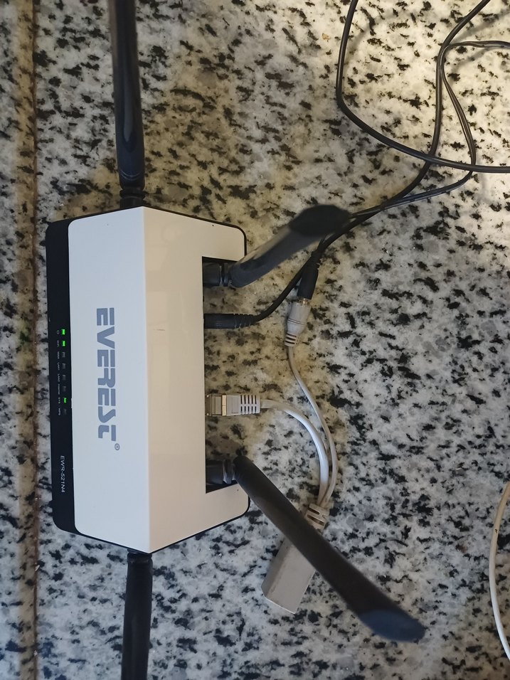 EVEREST Beyaz ve Gri Power Bank - Görsel 2