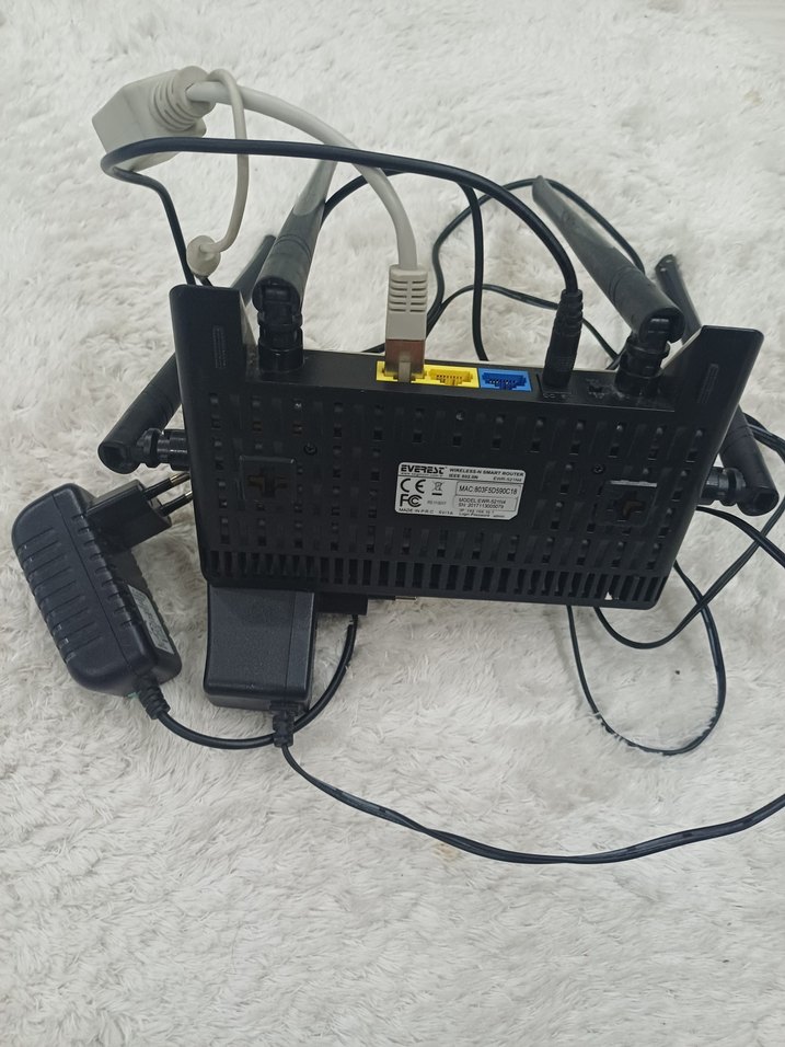 EVEREST Beyaz ve Gri Power Bank - Görsel 4