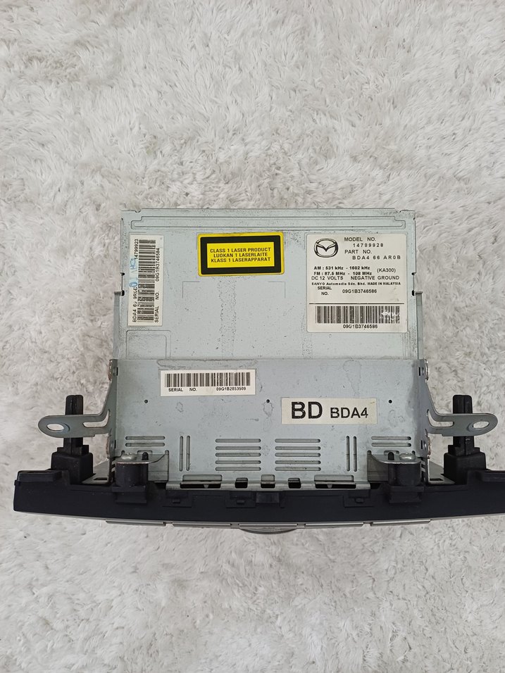 mazda orjinal teyip - Görsel 2