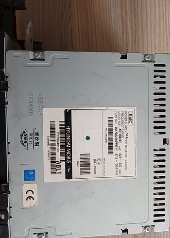 Siyah Müzik Sistemi Kontrol Paneli - Görsel 2