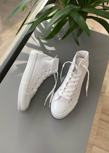 Converse Beyaz Converse Uzun Kadın Spor Ayakkabı