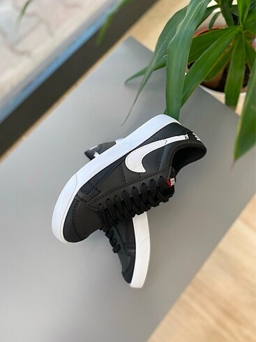 Nike blazer siyah