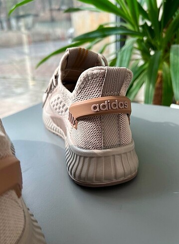 40 Beden Adidas Boost Sütlü Kahve