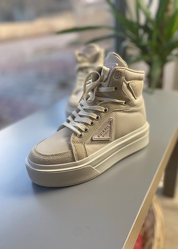 Prada Bej Platform Topuklu Kadın Spor Ayakkabı