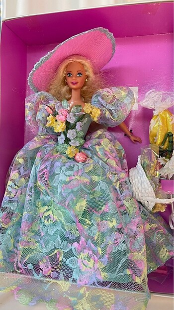 Barbie Spring Bouquet.