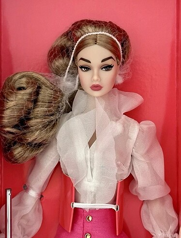 Integrity Toys Pretty Pink Poppy Parker.