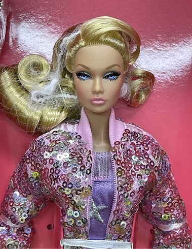 Integrity Toys Star Muse Poppy Parker.