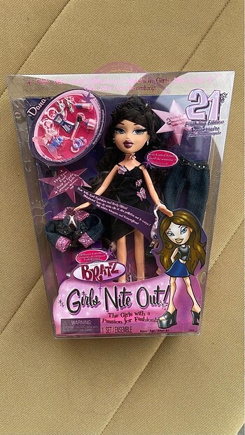 Bratz Girls Nite Out Dana. Mevcut